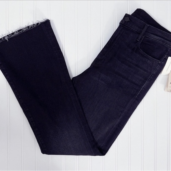 NWT MOTHER WEEKENDER FRAY JEANS - Picture 4 of 16